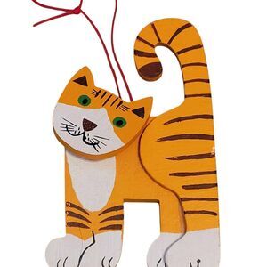 Vintage 1983 Wooden Cat Christmas Ornament Stephanie Siegel Hand Painted